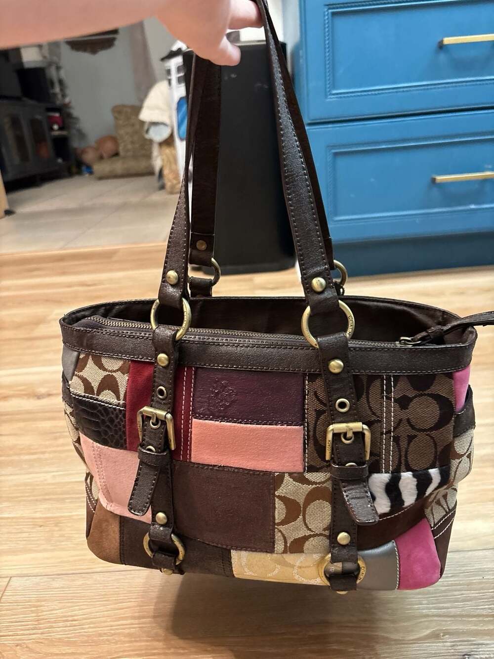 Coach Signature Multicolor Suede and Leather Patchwork Tote RESTORED - Picture 4 of 12